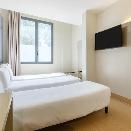 Hotel B&B Hotel Ravenna 3*