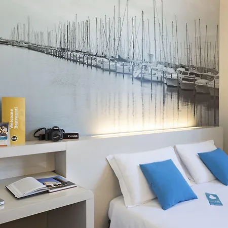 Hotel B&B Hotel Ravenna 3*